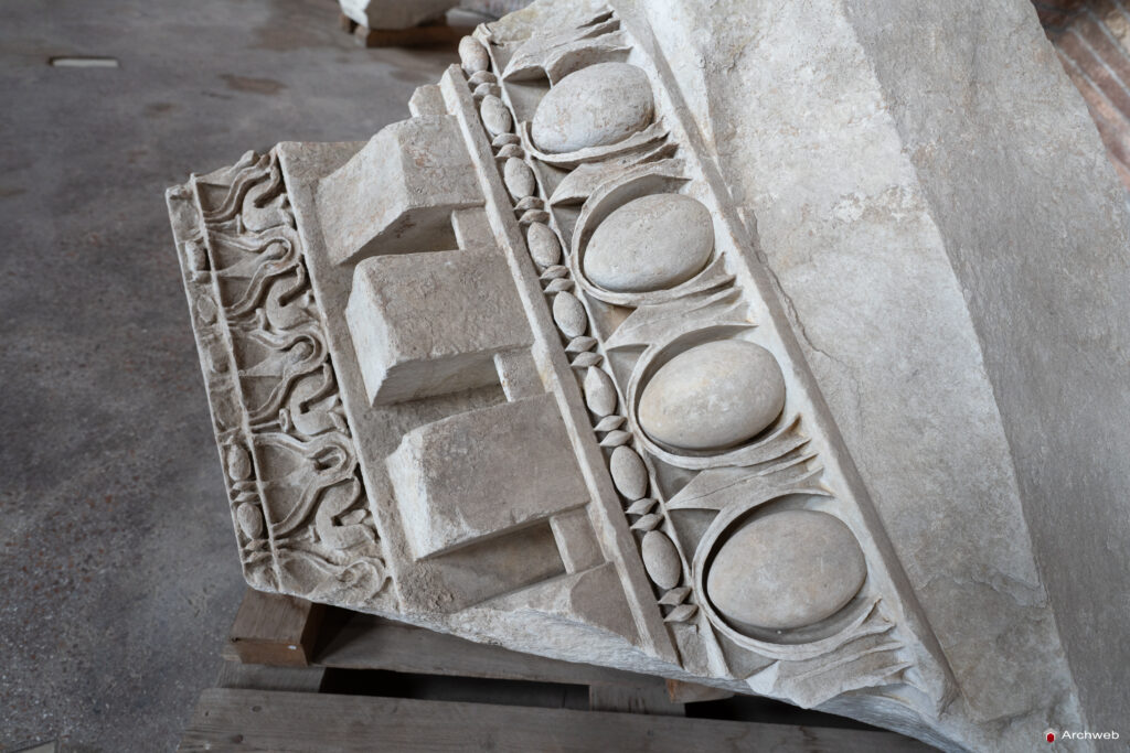 Mercati di Traiano a Roma. Interni. Fotografie © Archweb.com