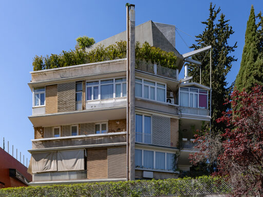 Palazzina in Via Luciani a Roma. Progetto dell'architetto Venturino Ventura. Fotografie © Archweb.com