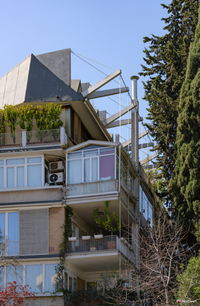 Palazzina in Via Luciani a Roma. Progetto dell'architetto Venturino Ventura. Fotografie © Archweb.com