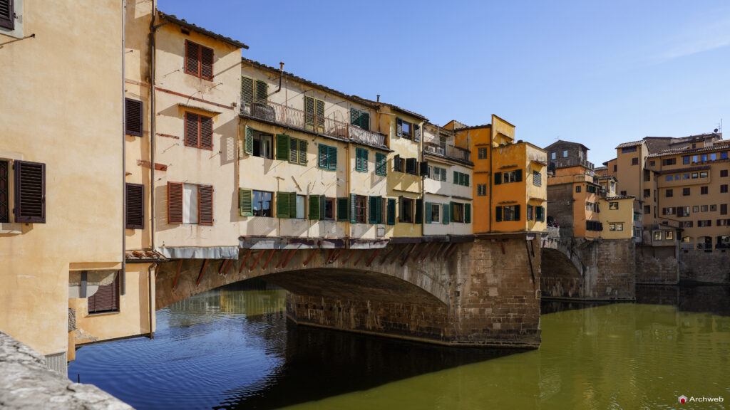 Ponte Vecchio a Firenze. Fotografie © Archweb.com