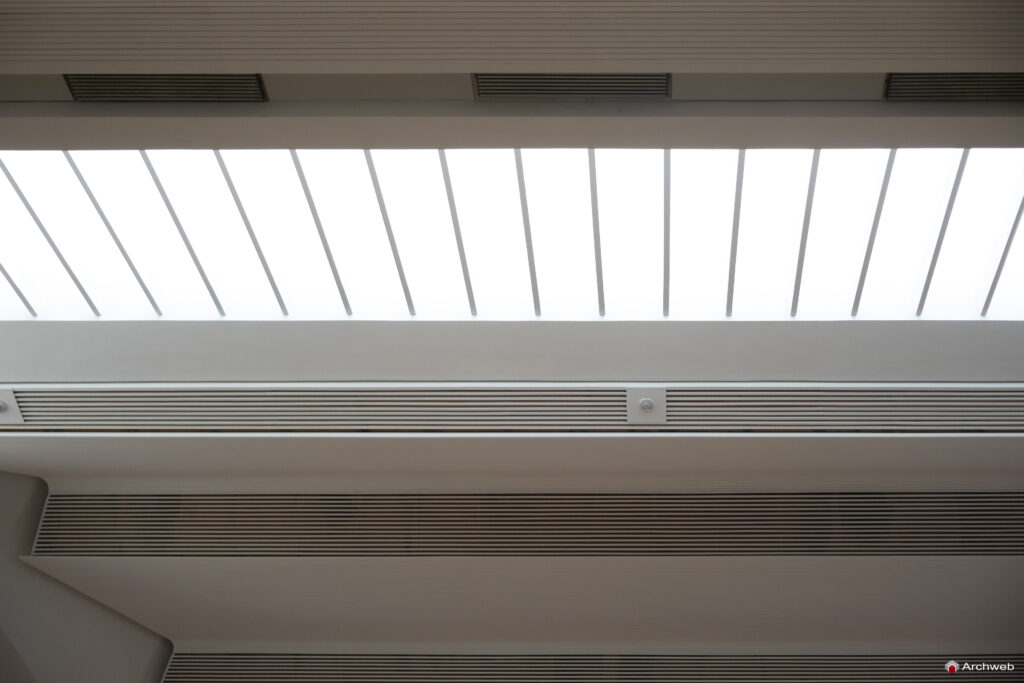 Chiesa della Croce a Lahti di Alvar Aalto. Fotografie © Archweb.com