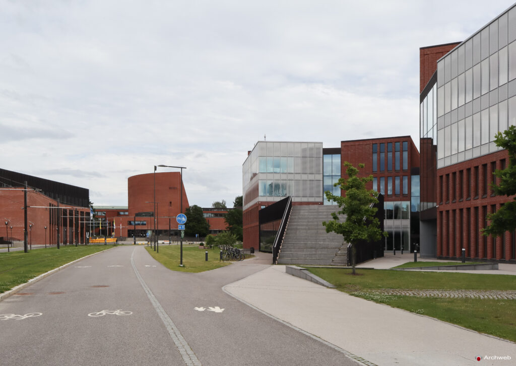 Aalto University a Espoo in Finlandia. Fotografie © Archweb.com