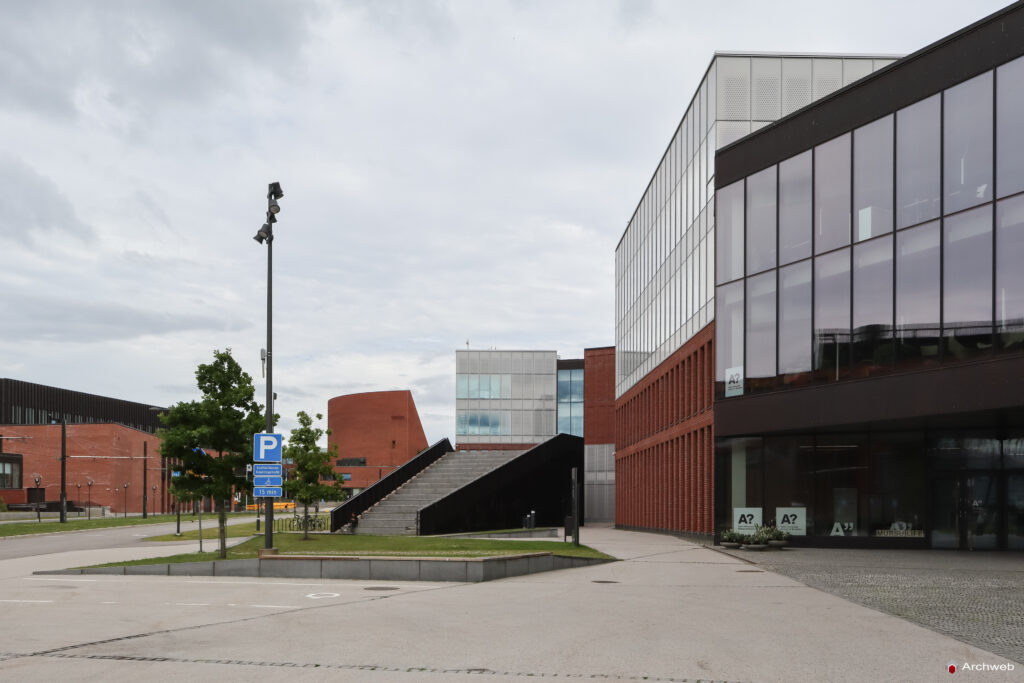 Aalto University a Espoo in Finlandia. Fotografie © Archweb.com
