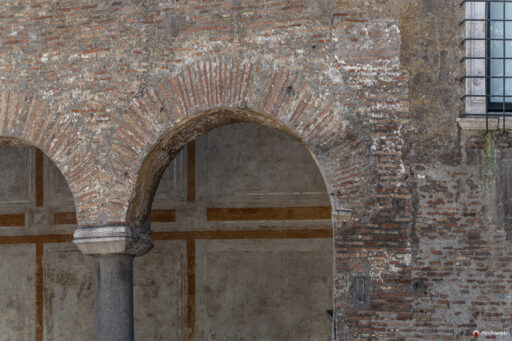Basilica Santo Stefano Rotondo. Fotografie © Archweb.com