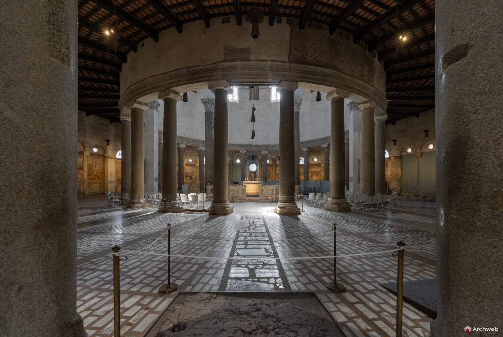 Basilica Santo Stefano Rotondo. Fotografie © Archweb.com