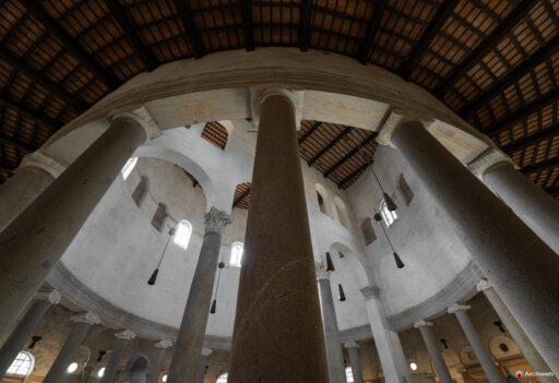 Basilica Santo Stefano Rotondo. Fotografie © Archweb.com