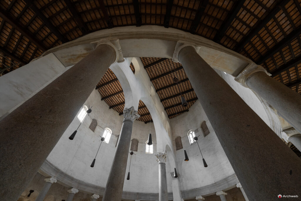 Basilica Santo Stefano Rotondo. Fotografie © Archweb.com
