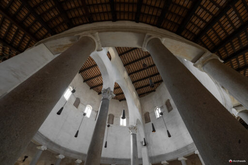 Basilica Santo Stefano Rotondo. Fotografie © Archweb.com