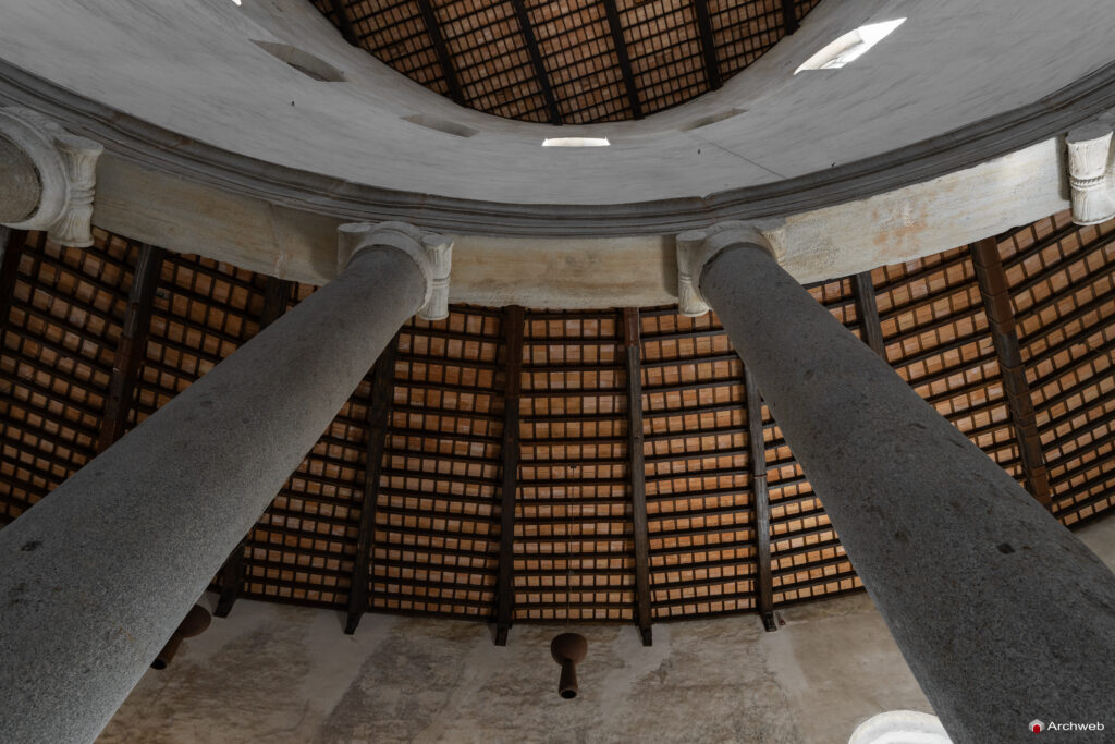 Basilica Santo Stefano Rotondo. Fotografie © Archweb.com
