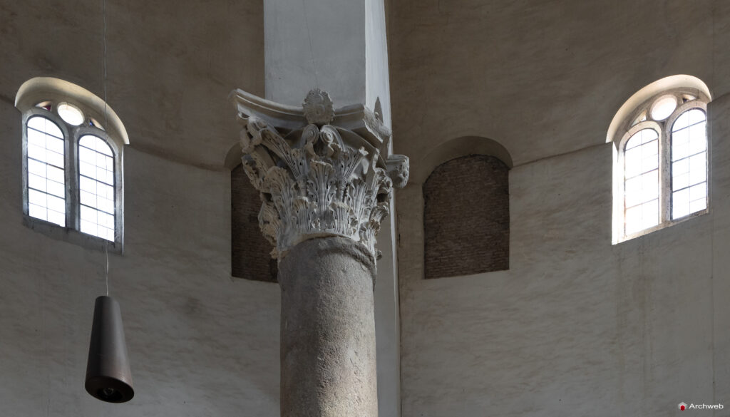 Basilica Santo Stefano Rotondo. Fotografie © Archweb.com