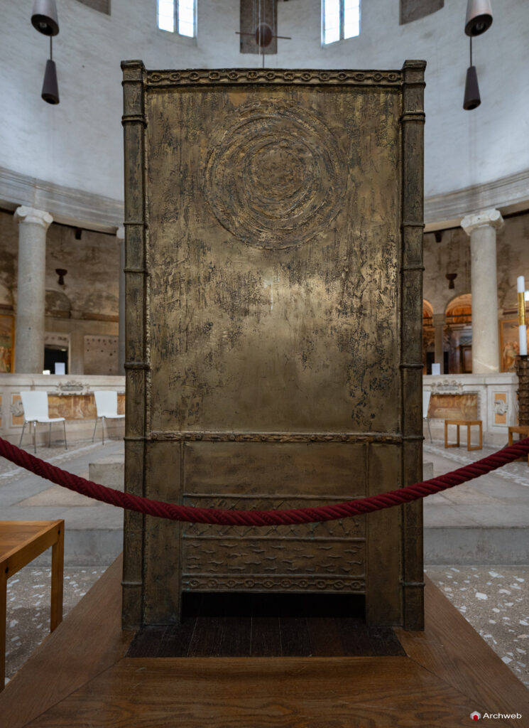 Basilica Santo Stefano Rotondo. Fotografie © Archweb.com