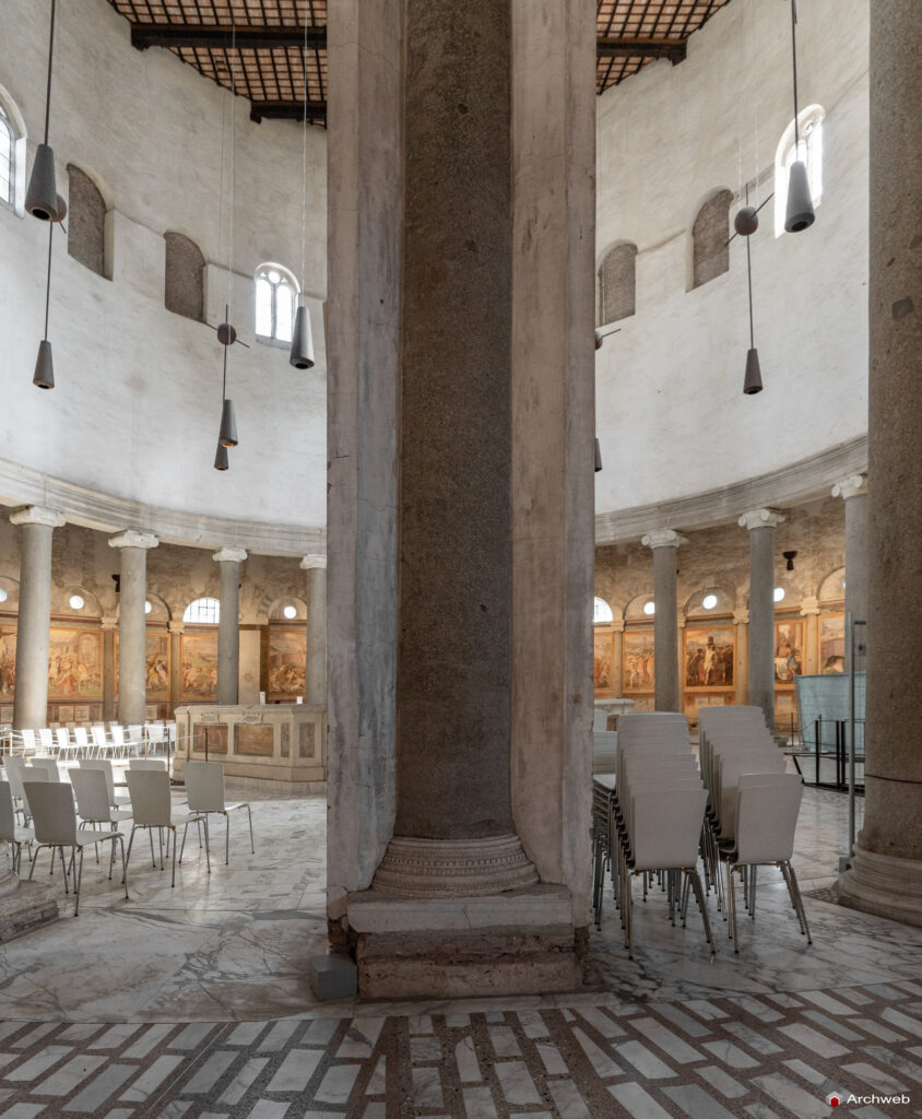 Basilica Santo Stefano Rotondo. Fotografie © Archweb.com