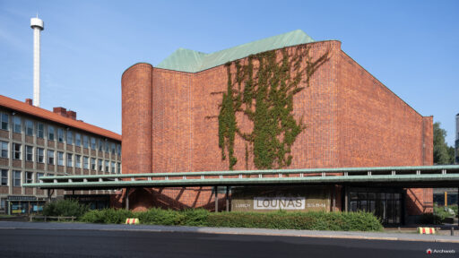 Casa della cultura di Helsinki, Kulttuuritalo, progettata da Alvar Aalto. Fotografie © Archweb.com