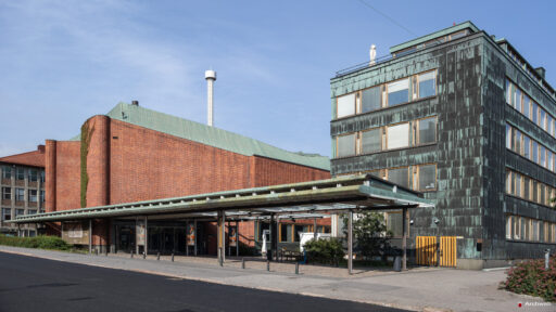 Casa della cultura di Helsinki, Kulttuuritalo, progettata da Alvar Aalto. Fotografie © Archweb.com