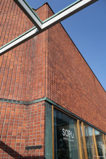 Casa della cultura di Helsinki, Kulttuuritalo, progettata da Alvar Aalto. Fotografie © Archweb.com