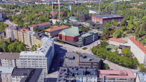 Casa della cultura di Helsinki, Kulttuuritalo, progettata da Alvar Aalto. Fotografie © Google Maps