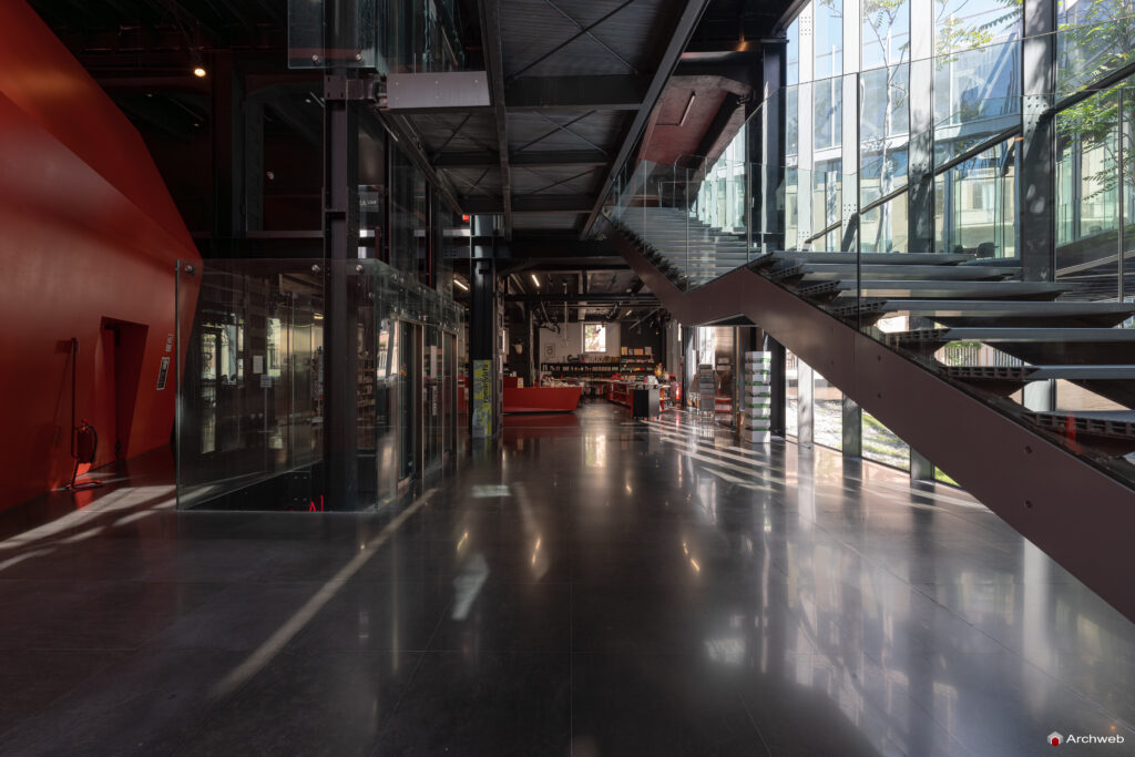 MACRO - Museo di Arte Contemporanea di Roma. Fotografie © Archweb.com