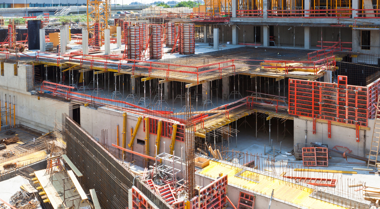 Materiali edili. Guida completa alle tipologie, proprietà e utilizzi.