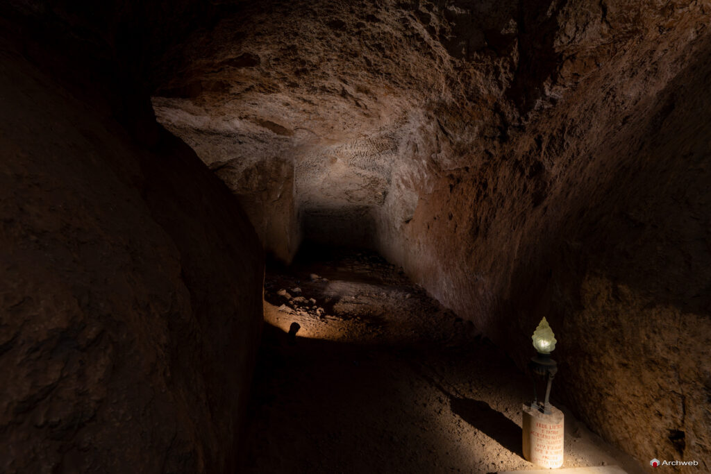 Mausoleo delle Fosse Ardeatine. Fotografie © Archweb.com