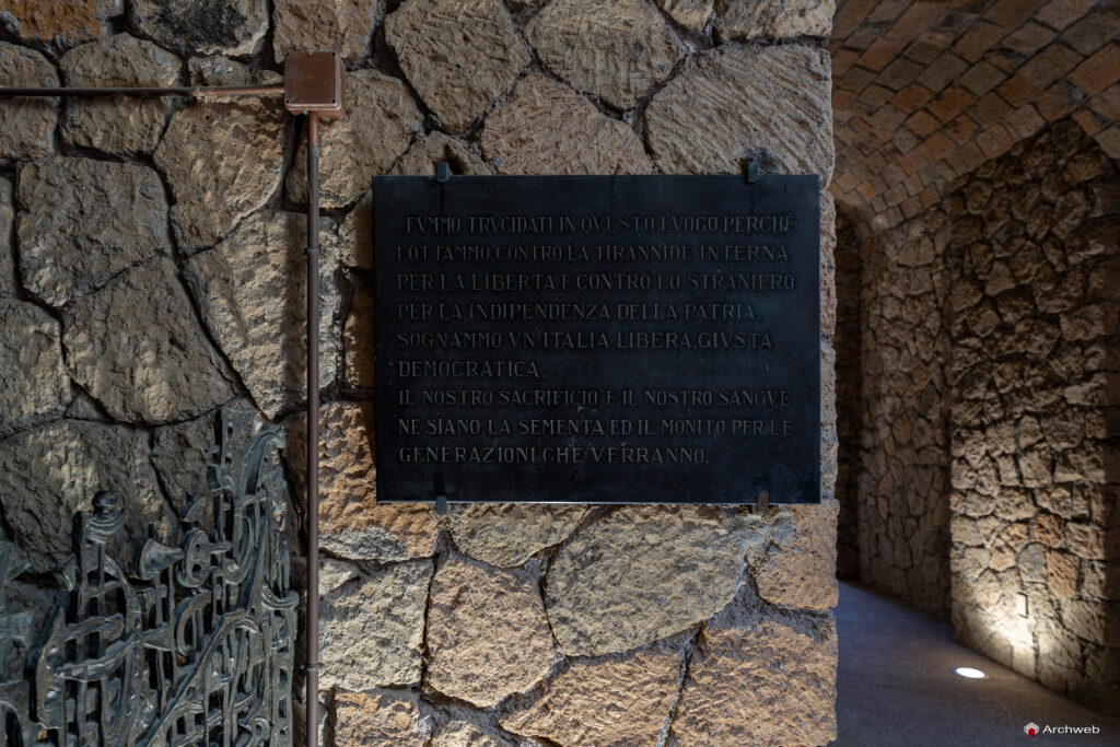 Mausoleo delle Fosse Ardeatine. Fotografie © Archweb.com