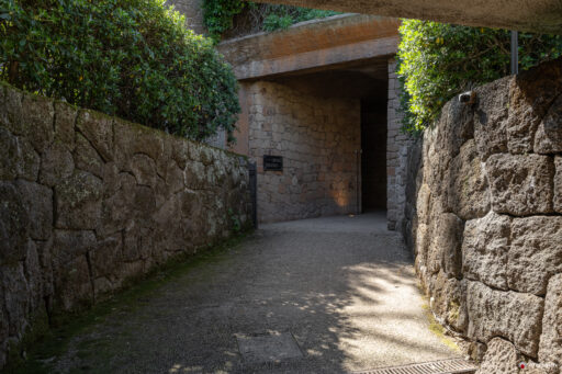 Mausoleo delle Fosse Ardeatine. Fotografie © Archweb.com