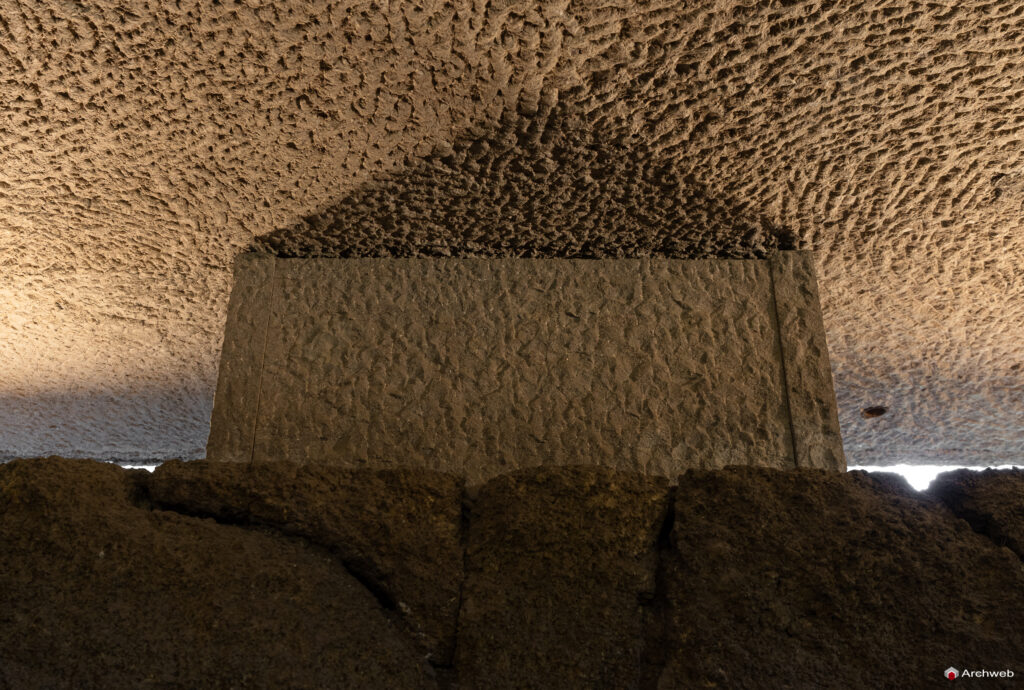 Mausoleo delle Fosse Ardeatine. Fotografie © Archweb.com