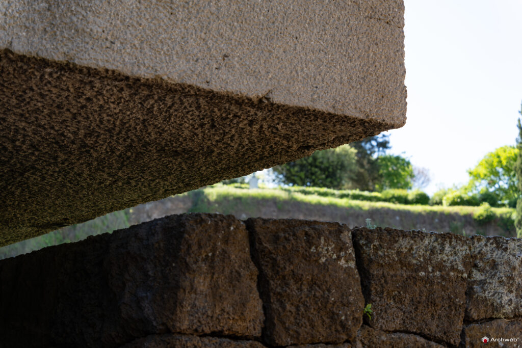 Mausoleo delle Fosse Ardeatine. Fotografie © Archweb.com