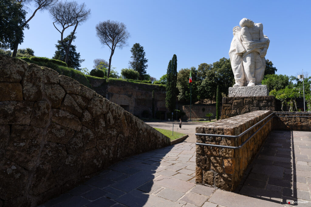 Mausoleo delle Fosse Ardeatine. Fotografie © Archweb.com