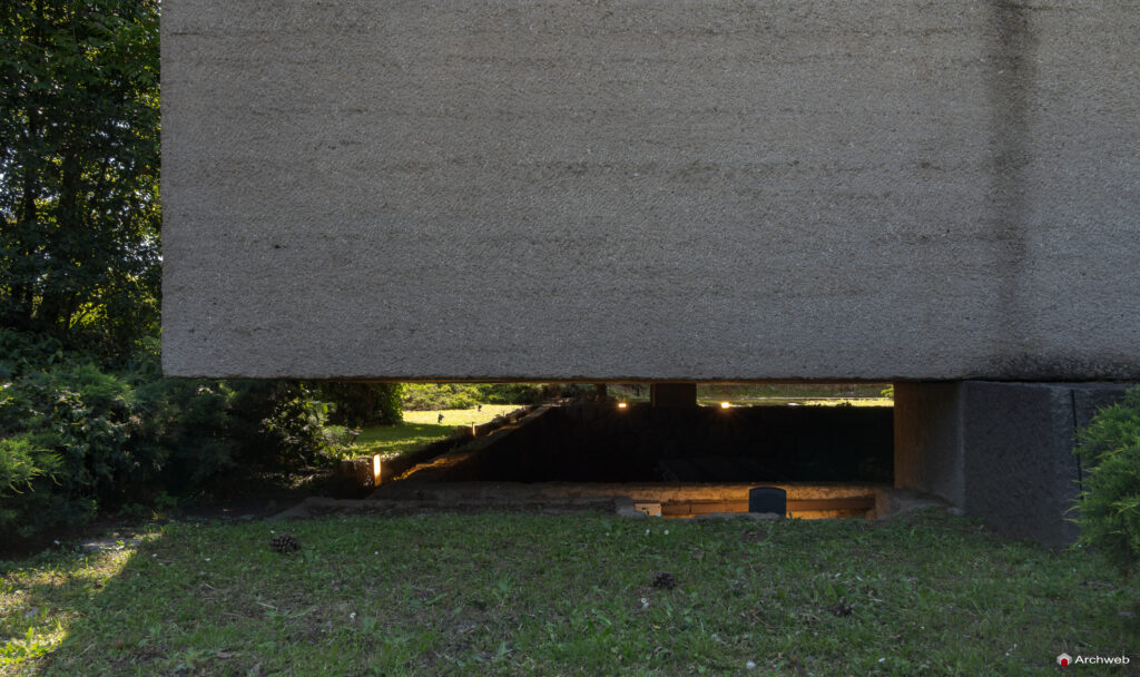 Mausoleo delle Fosse Ardeatine. Fotografie © Archweb.com