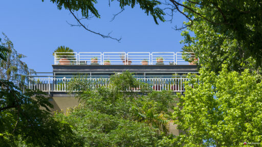 Villino in via Trionfale progettato da Ugo Luccichenti. Fotografie © Archweb.com
