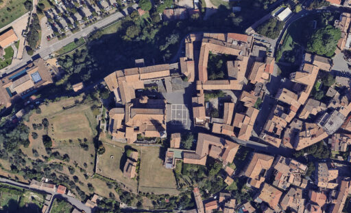 Palazzo dei Papi di Viterbo. Foto © Google Maps