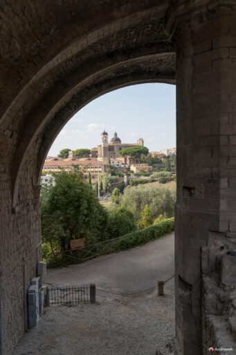 Palazzo dei Papi di Viterbo. Fotografie © Archweb.com