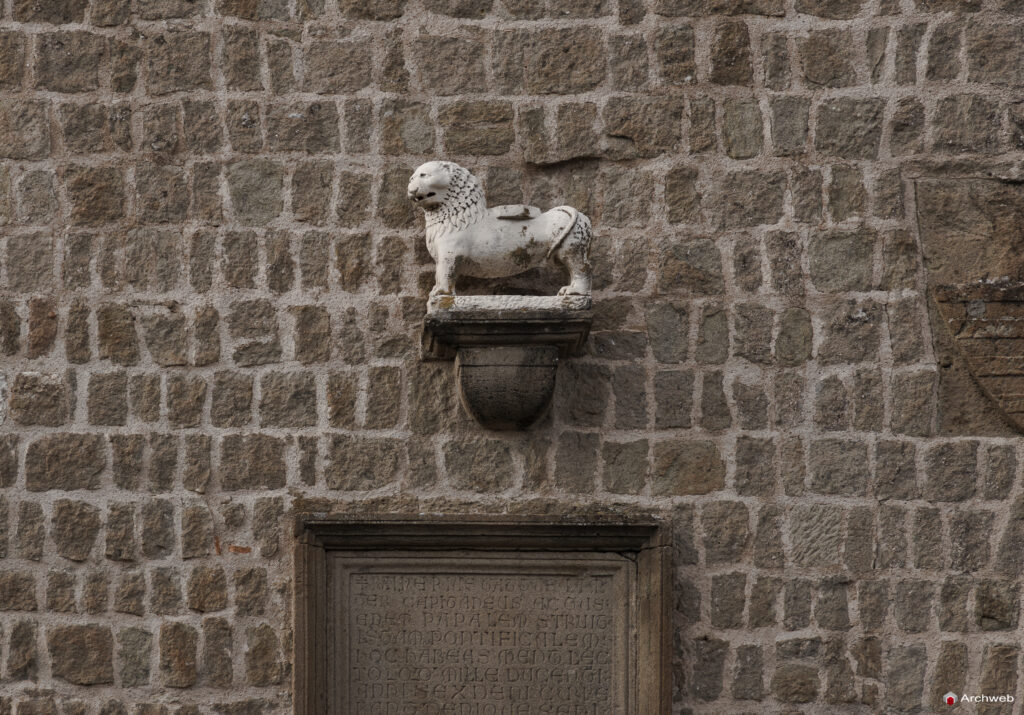 Palazzo dei Papi di Viterbo. Fotografie © Archweb.com