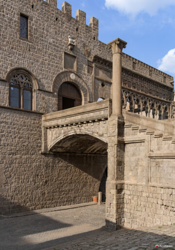 Palazzo dei Papi di Viterbo. Fotografie © Archweb.com
