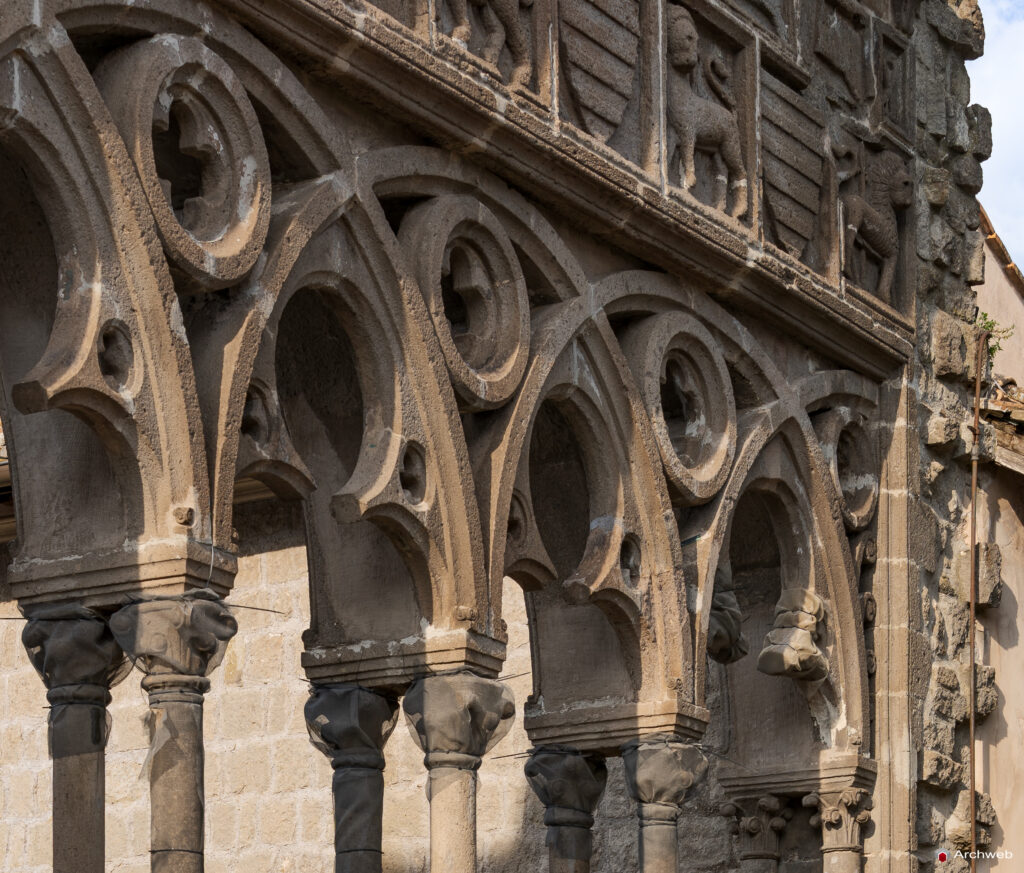 Palazzo dei Papi di Viterbo. Fotografie © Archweb.com