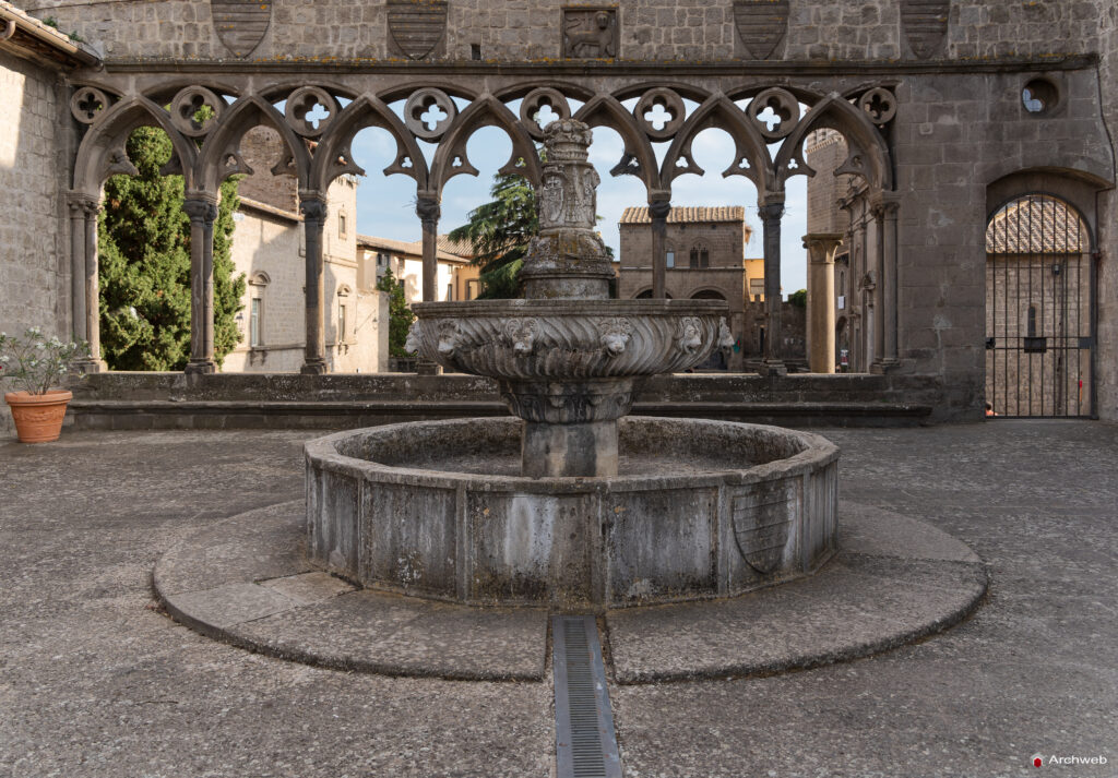 Palazzo dei Papi di Viterbo. Fotografie © Archweb.com