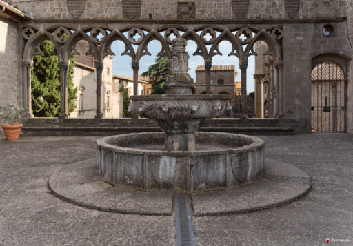 Palazzo dei Papi di Viterbo. Fotografie © Archweb.com