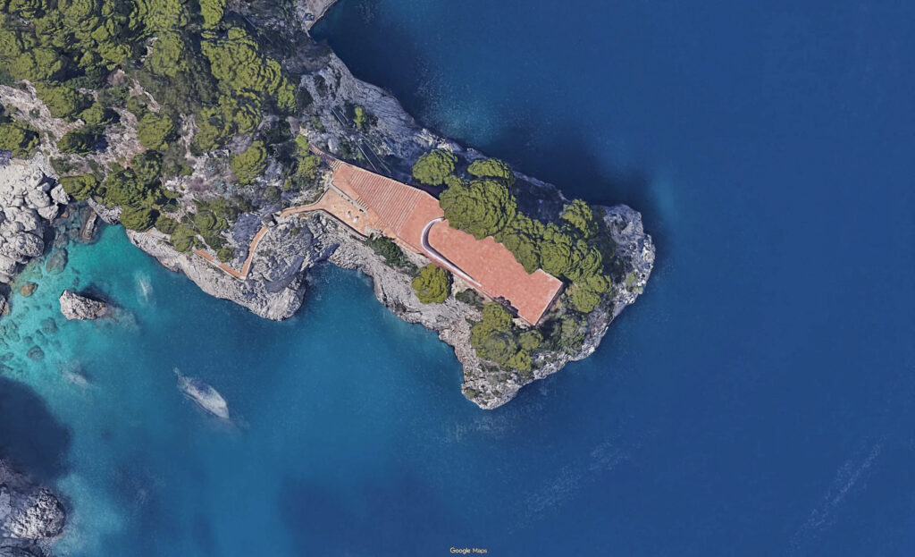 Villa Malaparte a Capri. Fotografie © Google Maps
