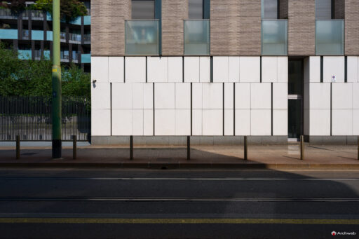 Complesso residenziale Novetredici a Milano nel quartiere Porta Nuova. Fotografie © Archweb.com
