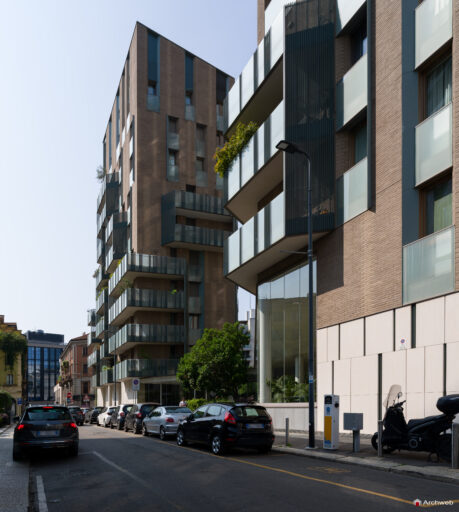 Complesso residenziale Novetredici a Milano nel quartiere Porta Nuova. Fotografie © Archweb.com