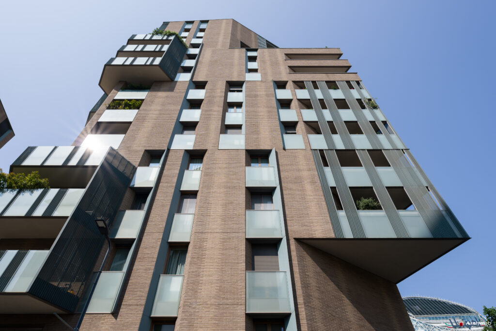 Complesso residenziale Novetredici a Milano nel quartiere Porta Nuova. Fotografie © Archweb.com