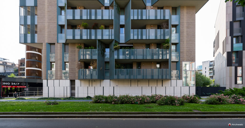 Complesso residenziale Novetredici a Milano nel quartiere Porta Nuova. Fotografie © Archweb.com