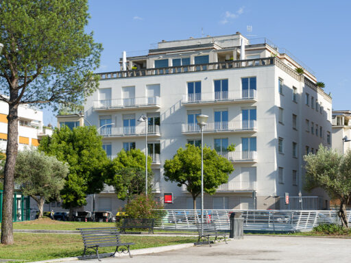 Palazzina Salvatelli vista da Piazza delle Muse a Roma