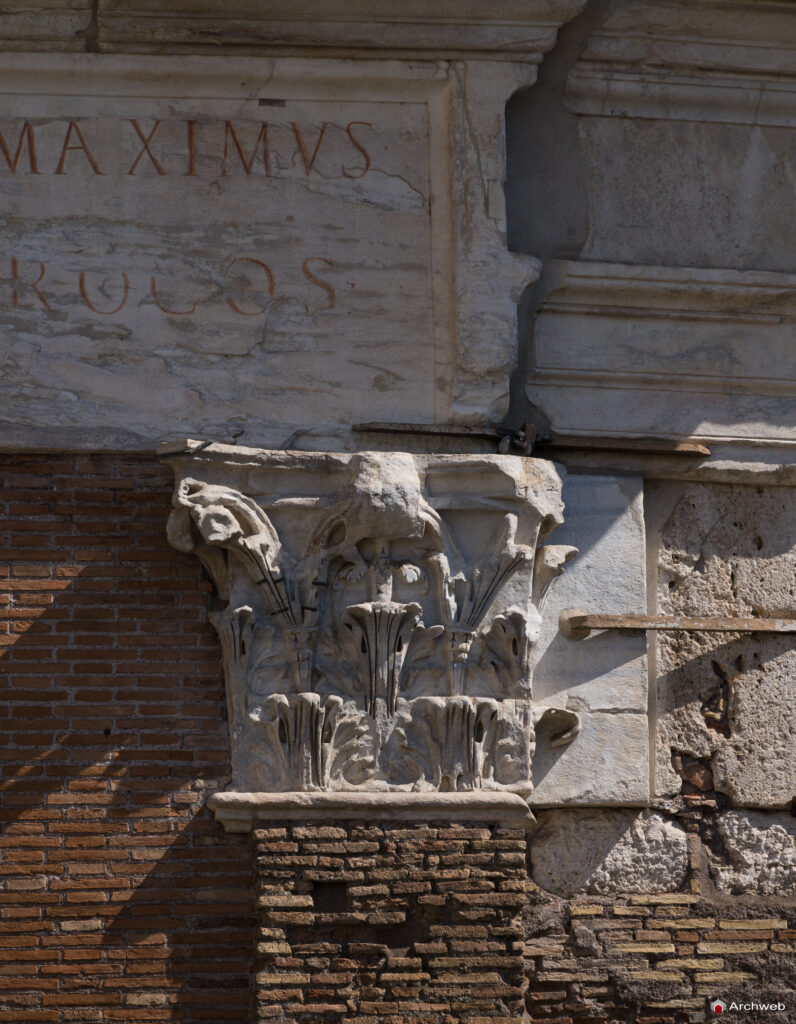 Portico di Ottavia (porticus Octaviae). Fotografie © Archweb.com
