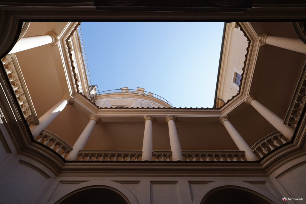 San Carlo alle Quattro Fontane. Chiesa edificata nel XVII secolo ad opera di Francesco Borromini. Fotografie © Archweb.com