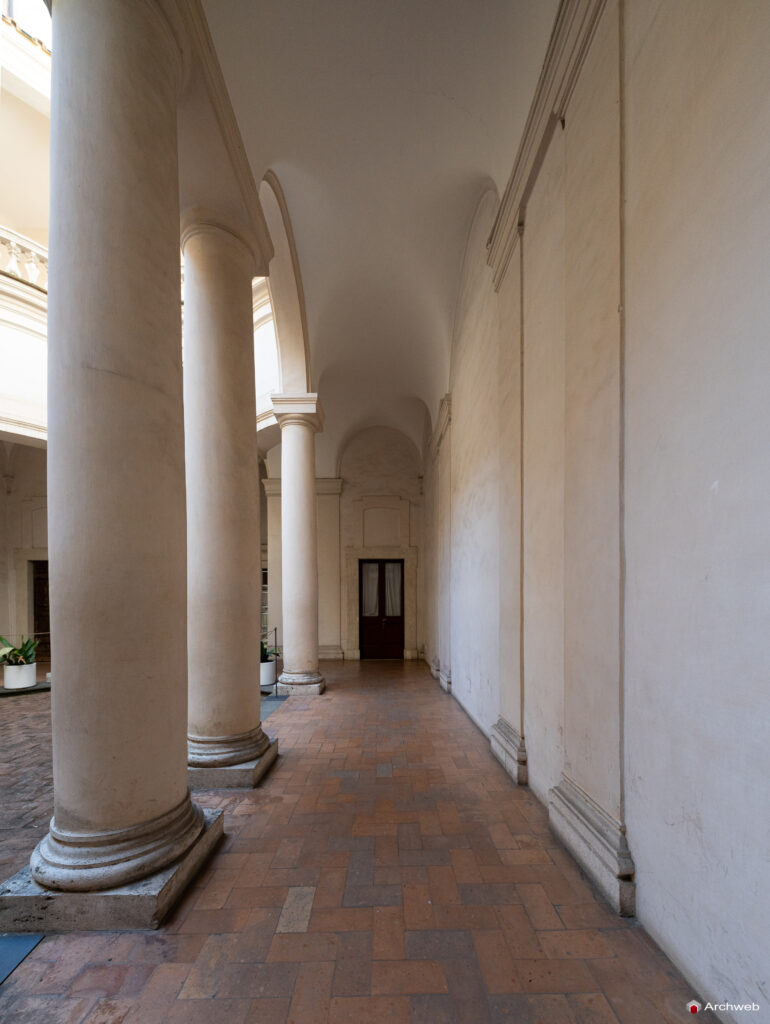 San Carlo alle Quattro Fontane. Chiesa edificata nel XVII secolo ad opera di Francesco Borromini. Fotografie © Archweb.com