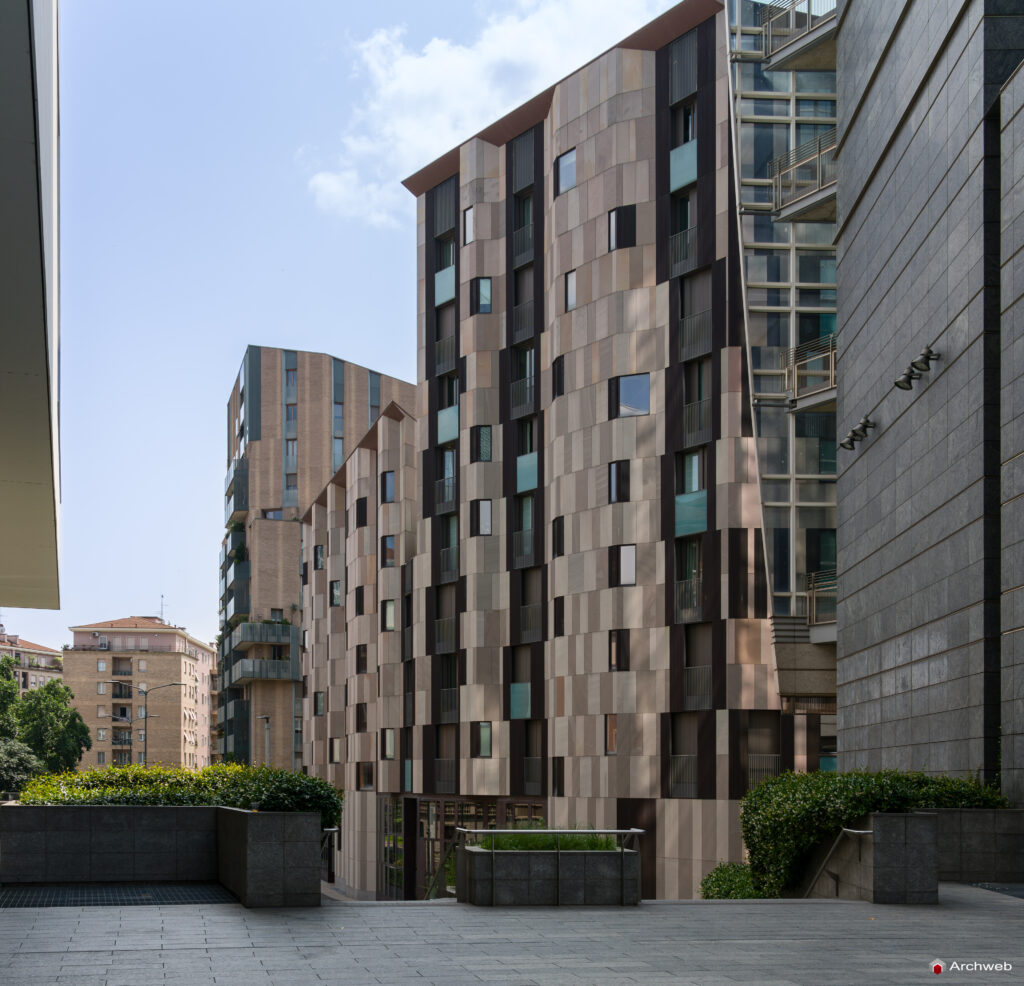 Facciata su via Francesco Viganò del complesso residenziale "La corte verde" a MIlano nel quartiere Porta Nuova