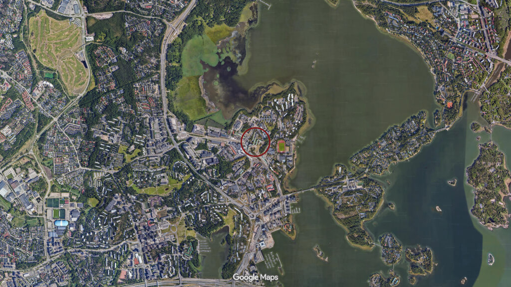Aalto University a Helsinki in Finlandia. Fotografie © Google Maps