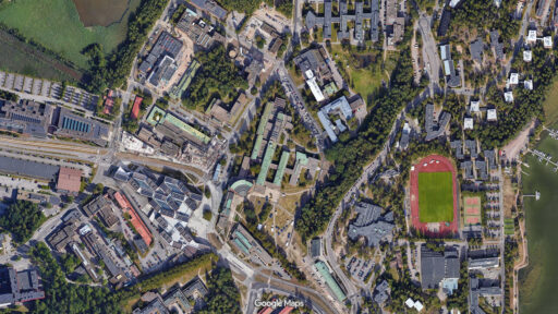Aalto University a Helsinki in Finlandia. Fotografie © Google Maps