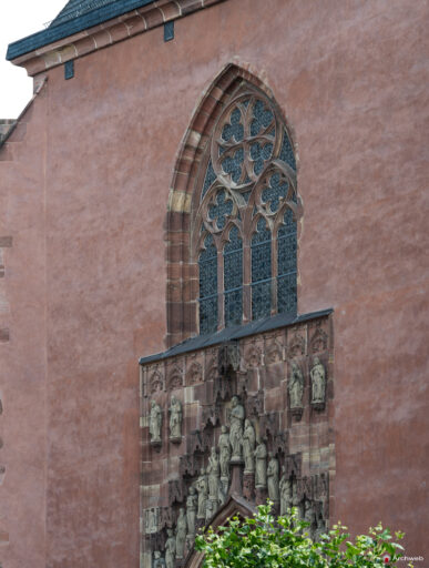Dettaglio delle vetrate del Duomo di Francoforte sul Meno - Fotografie © Archweb.com